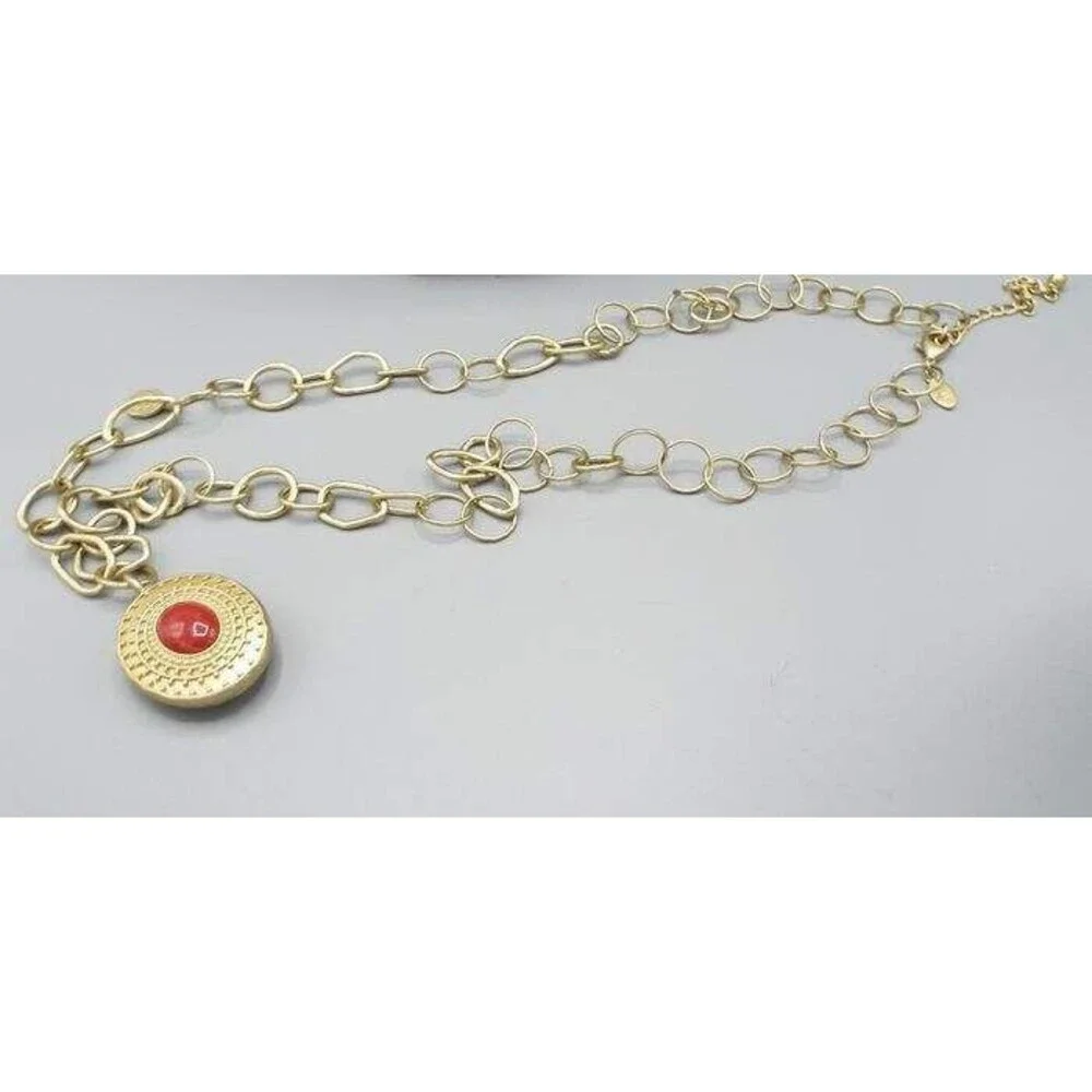 Chico's Nyssa Reversible Faux Carnelian White Jade Carbochan Chain 35